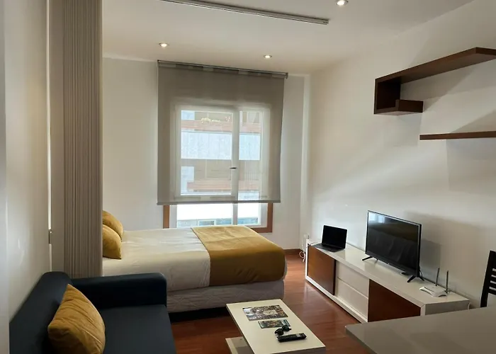 Vigo Center Rooms